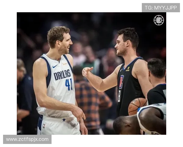 国王队与步行者队激战12月2日赛场精彩瞬间回顾与分析